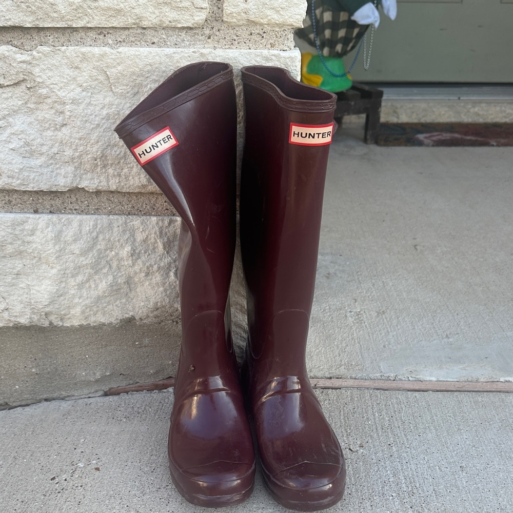 Hunter Dark Red Tall Boots